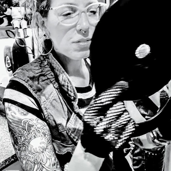 Meet your Posher, Tracey - Picture 6 of 16